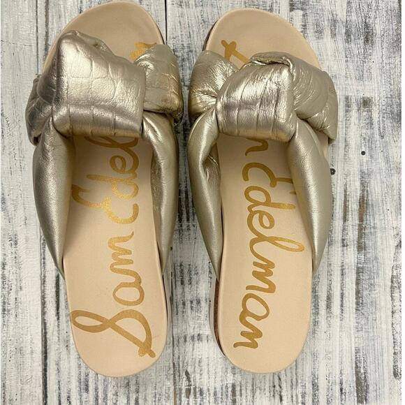 Sam Edelman Women’s Sz 5 Agatha Puffy Knot Slip On Sandals, Gold Slide - Picture 3 of 12
